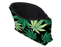 Weed Leaf Cosmetic Bag - Make up - Travel Storage